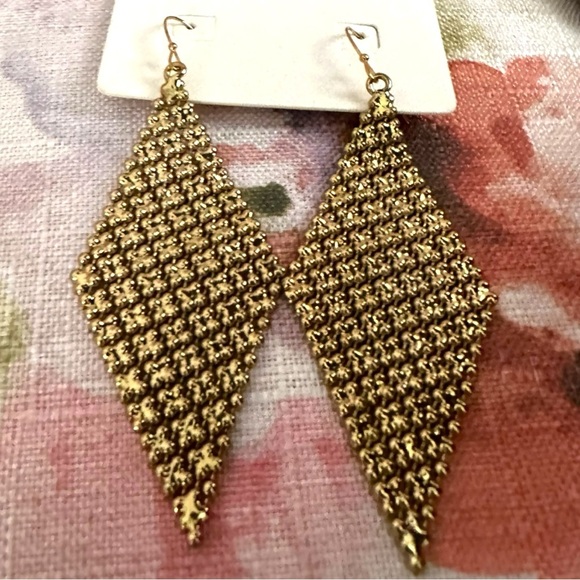 NWT Aureus + Argent Fluid Diamond Shaped Chain Earrings Vintage Gold Tone - Picture 3 of 6